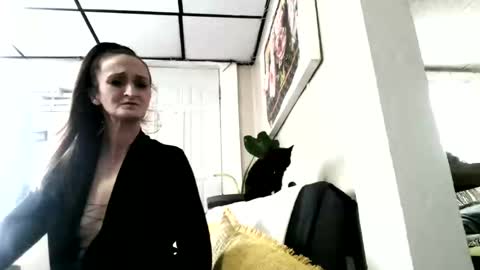 Snapshot of ali_tayler chatting on 3, 12, 2025 ali_tayler online show from 3, 12, 2025