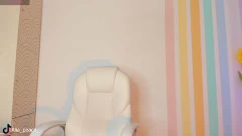 Snapshot of alia_peach_ chatting on 14, 12, 2024 Alia online show from 14, 12, 2024
