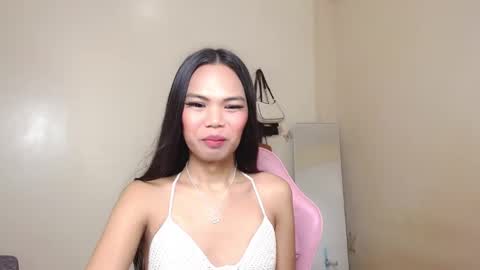 Snapshot of aliahadams chatting on 22, 12, 2024 ALIAH online show from 22, 12, 2024