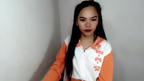 Snapshot of aliahadams chatting on 6, 10, 2025 ALIAH online show from 6, 10, 2025