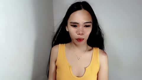 Snapshot of aliahadams chatting on 8, 10, 2025 ALIAH online show from 8, 10, 2025