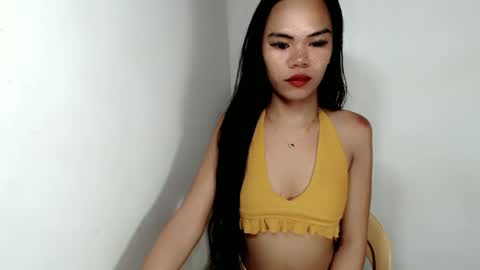 Snapshot of aliahadams chatting on 19, 10, 2025 ALIAH online show from 19, 10, 2025