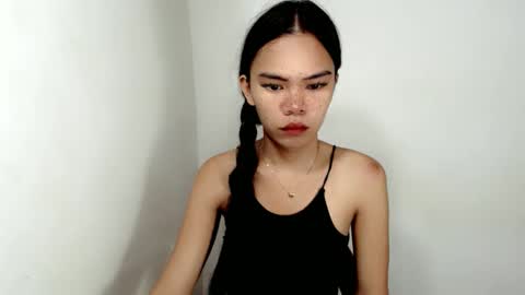 Snapshot of aliahadams chatting on 22, 10, 2025 ALIAH online show from 22, 10, 2025