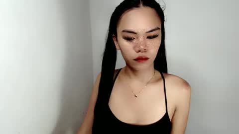 Snapshot of aliahadams chatting on 27, 10, 2025 ALIAH online show from 27, 10, 2025