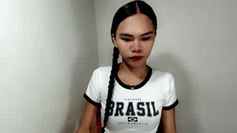 Snapshot of aliahadams chatting on 11, 11, 2025 ALIAH online show from 11, 11, 2025