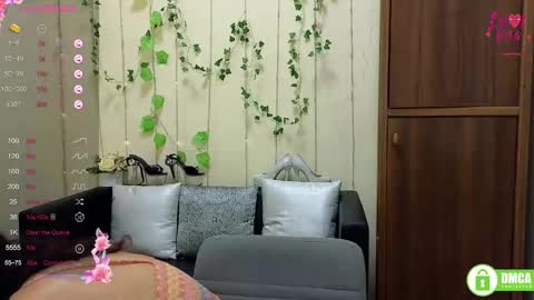 Snapshot of alianna_solo_kiss chatting on 18, 9, 2025 Alianna online show from 18, 9, 2025