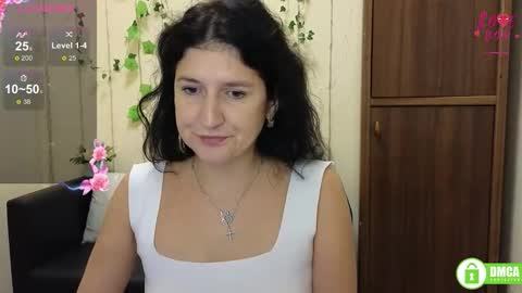 Snapshot of alianna_solo_kiss chatting on 4, 10, 2025 Alianna online show from 4, 10, 2025