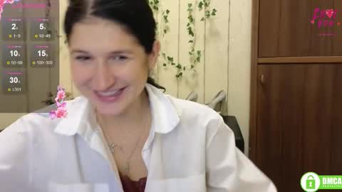 Snapshot of alianna_solo_kiss chatting on 12, 10, 2025 Alianna online show from 12, 10, 2025