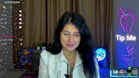 Snapshot of alianna_solo_kiss chatting on 28, 10, 2025 Alianna online show from 28, 10, 2025