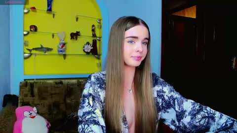 Snapshot of alicanewlove chatting on 7, 5, 2026 alice online show from 7, 5, 2026