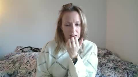 Snapshot of alice8363 chatting on 6, 12, 2024 Alice online show from 6, 12, 2024