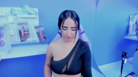alice_26__ online show from 17, 2, 2026