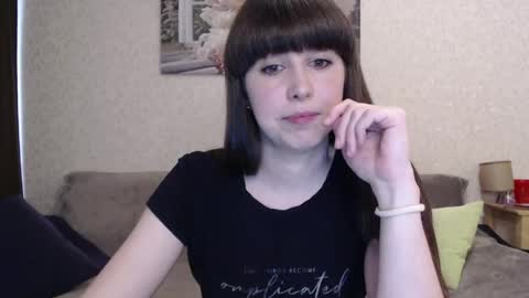 alice_59 online show from 14, 4, 2026