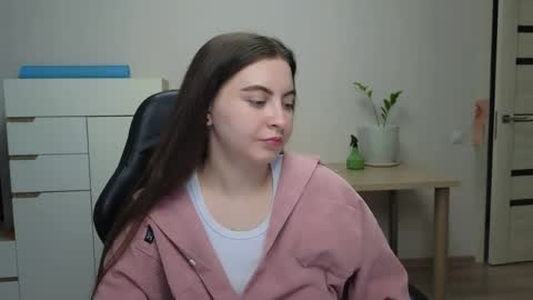 Alice online show from 27, 3, 2026