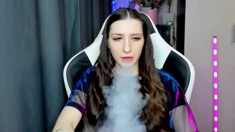 Snapshot of alice_bailey chatting on 6, 10, 2025 Alice online show from 6, 10, 2025