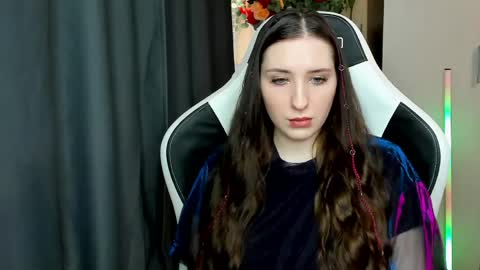 Snapshot of alice_bailey chatting on 18, 5, 2026 Alice online show from 18, 5, 2026