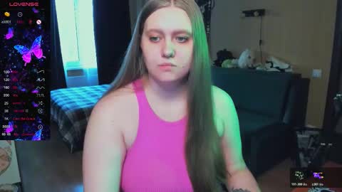 Snapshot of alice_dreamgirl_ chatting on 15, 11, 2025 Alice 3 online show from 15, 11, 2025