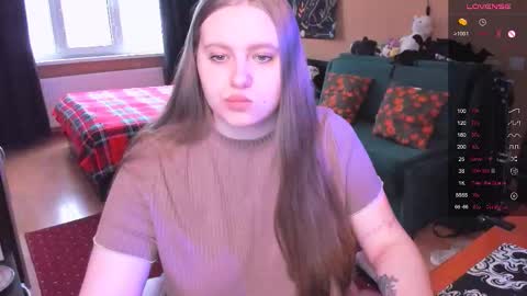 Snapshot of alice_dreamgirl_ chatting on 13, 1, 2026 Alice 3 online show from 13, 1, 2026