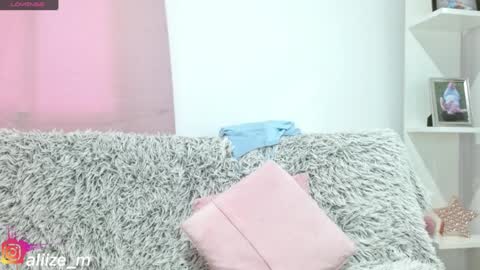 Snapshot of alice_dussan_ chatting on 28, 2, 2025 alice online show from 28, 2, 2025
