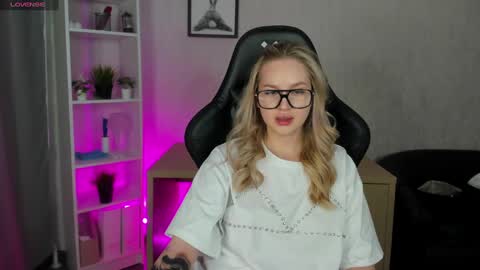 Alice online show from 31, 1, 2025