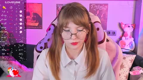 Snapshot of alice_langley chatting on 4, 12, 2024 Alice 3 online show from 4, 12, 2024