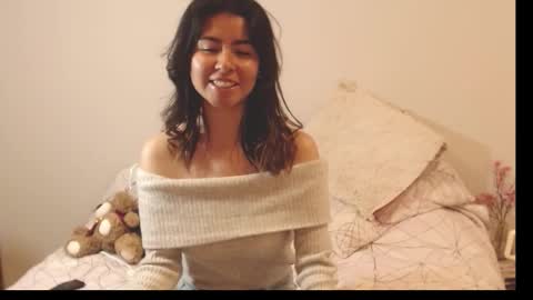 Snapshot of alice_middle01 chatting on 12, 10, 2025 Alice online show from 12, 10, 2025