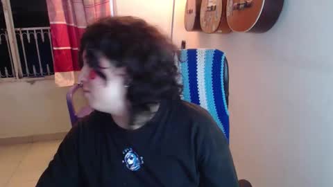 Snapshot of alice_psilocybe_sabina420 chatting on 12, 10, 2025 Alicia Aldara online show from 12, 10, 2025