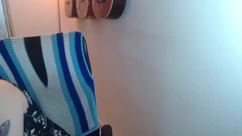 Snapshot of alice_psilocybe_sabina420 chatting on 21, 11, 2025 Alicia Aldara online show from 21, 11, 2025