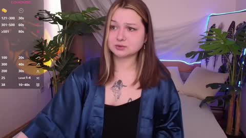 Snapshot of alice_walters chatting on 3, 12, 2025 Alice online show from 3, 12, 2025