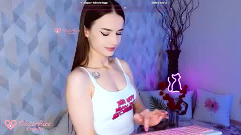 Snapshot of alicebate chatting on 19, 11, 2025 Alice online show from 19, 11, 2025