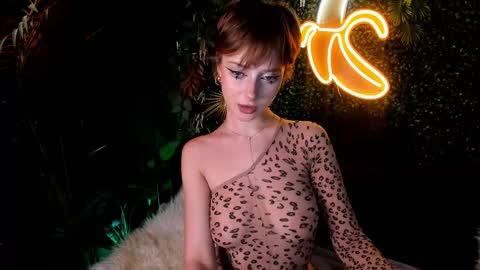 Snapshot of alicebels chatting on 4, 12, 2025 Your sweet Alice INST alicebellies online show from 4, 12, 2025