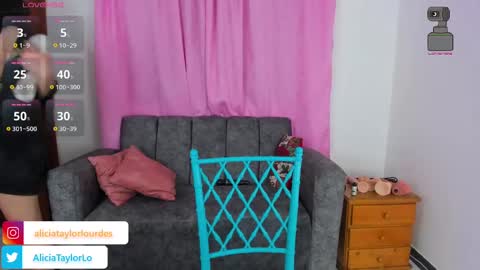 Snapshot of alicebigboobsxxx chatting on 27, 2, 2025 Juli online show from 27, 2, 2025