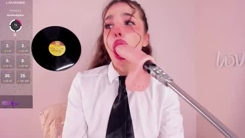 Snapshot of alicebonam chatting on 22, 10, 2025 Alice online show from 22, 10, 2025