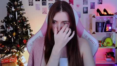 Snapshot of alicecharmy chatting on 22, 12, 2024 alicecharmy online show from 22, 12, 2024