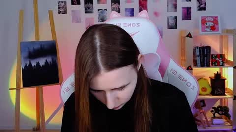 Snapshot of alicecharmy chatting on 6, 1, 2025 alicecharmy online show from 6, 1, 2025