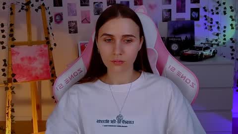 Snapshot of alicecharmy chatting on 3, 2, 2025 alicecharmy online show from 3, 2, 2025