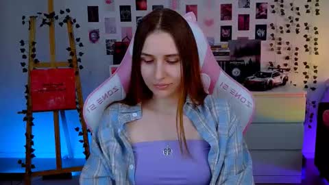 Snapshot of alicecharmy chatting on 8, 10, 2025 alicecharmy online show from 8, 10, 2025