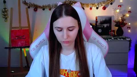 Snapshot of alicecharmy chatting on 18, 12, 2025 alicecharmy online show from 18, 12, 2025