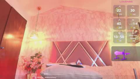 Snapshot of alicee1_ chatting on 2, 10, 2025 Aliice online show from 2, 10, 2025