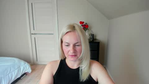 Alicee online show from 10, 10, 2025