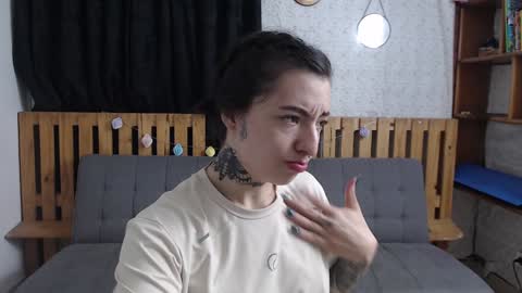 alicee_logan_ online show from 12, 12, 2024