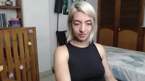 alicee_logan_ online show from 23, 3, 2026