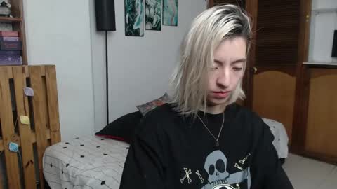 alicee_logan_ online show from 1, 6, 2026