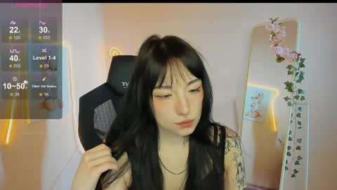 Snapshot of aliceeinwonderlanddd chatting on 3, 5, 2026 Alice online show from 3, 5, 2026