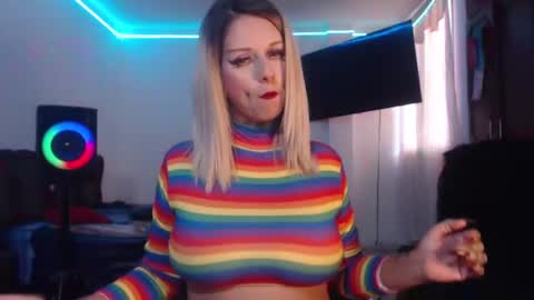 aliceesmiths online show from 11, 10, 2025