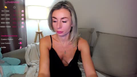 Snapshot of aliceevan chatting on 15, 12, 2024 Daniella online show from 15, 12, 2024