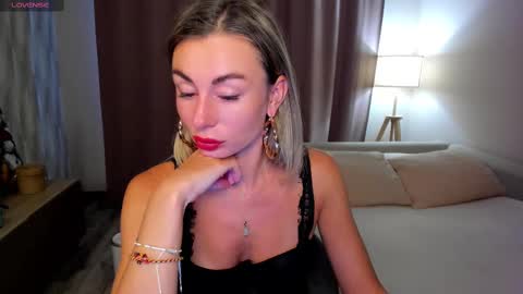 Snapshot of aliceevan chatting on 16, 2, 2025 Daniella online show from 16, 2, 2025