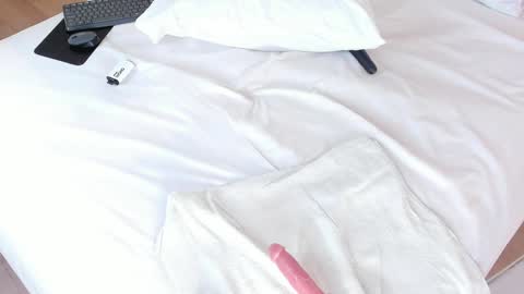 Snapshot of alicehanz_ chatting on 2, 2, 2025 Alice online show from 2, 2, 2025