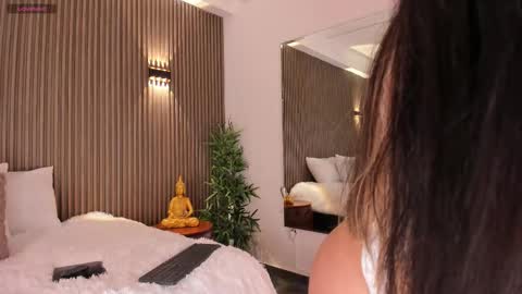 Snapshot of alicehanz_ chatting on 30, 11, 2025 Alice online show from 30, 11, 2025