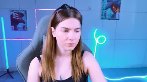 Snapshot of aliceinredsquare_ chatting on 11, 9, 2025 Alice online show from 11, 9, 2025